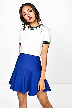 Boohoo Petite Louisa Trim Detail Tee