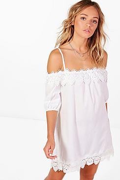 Boohoo Abbie Lace Detail Cold Shoulder Shift Dress