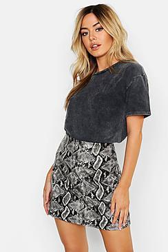 Boohoo Petite Acid Wash Oversized T-shirt