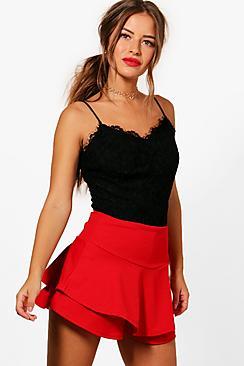 Boohoo Petite Tamsin Ruffle Crepe Skort