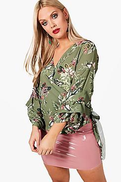 Boohoo Plus Lois Floral Wrap Woven Top