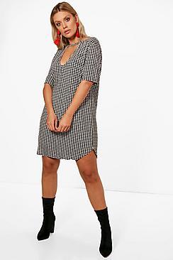 Boohoo Plus Una Dogtooth Printed Choker Shift Dress
