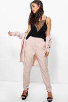Boohoo Layla Boutique Woven Tapered Trouser Nude