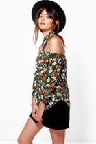Boohoo Mandy Floral Print Cut Out Detail Shirt Khaki