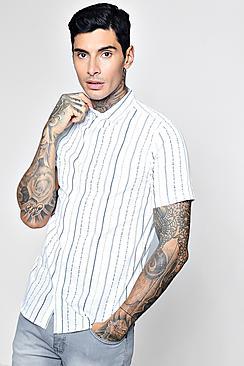 Boohoo Triangle Stripe Print Short Sleeve Shirt