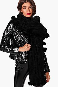Boohoo Pom Pom Edge Knitted Scarf