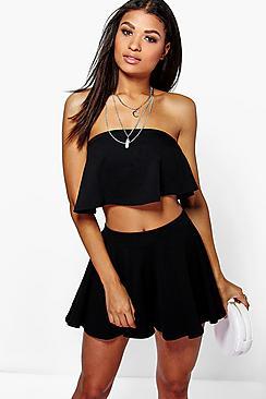 Boohoo Tara Bandeau Crop And Shorts Co-ord