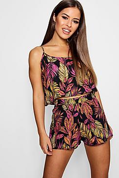Boohoo Petite Sophie Palm Print Short Co-ord Set
