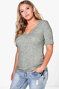 Boohoo Plus Tia Ribbed Basic V Neck Tee