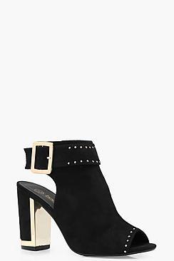 Boohoo Lily Wide Fit Plaited & Studded Shoe Boot