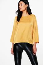 Boohoo Lily Crew Neck Long Sleeved T-shirt Mustard