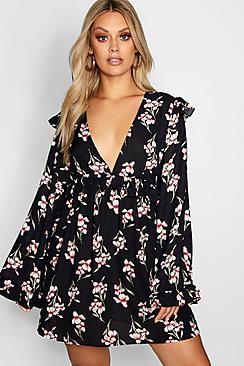Boohoo Plus Plunge Ruffle Floral Skater Dress