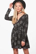 Boohoo Sabina Star Print Bolo Neck Tie Skater Dress