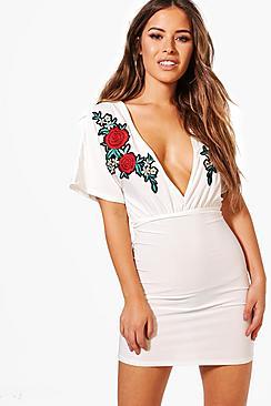 Boohoo Petite Lydia Trim Detail Batwing Shift Dress