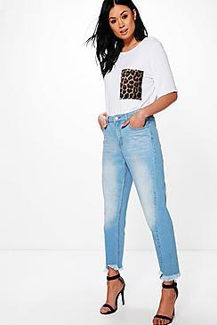 Boohoo Kayla Step Hem Seam Detail Mom Jeans