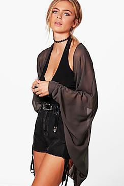 Boohoo Batwing Kimono