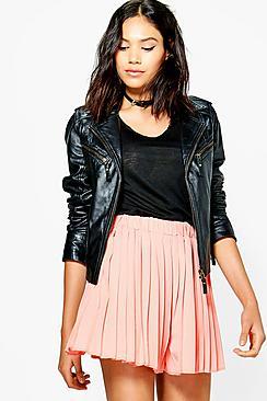 Boohoo Louise Pleated Chiffon Flippy Short