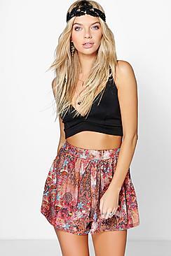 Boohoo Josie Border Print Flippy Shorts