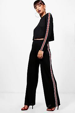Boohoo Mila Sport Stripe Wide Leg Knitted Lounge Set
