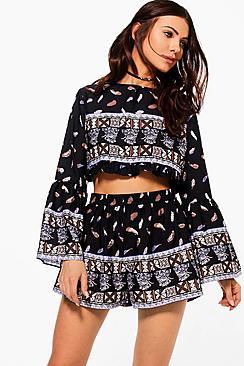 Boohoo Petite Marie Feather Short Co-ord Short