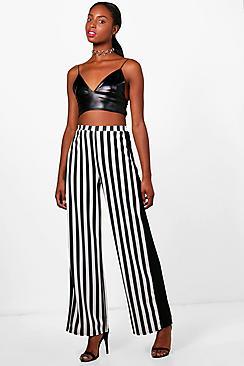 Boohoo Leah Monochrome Contrast Wide Leg Trousers