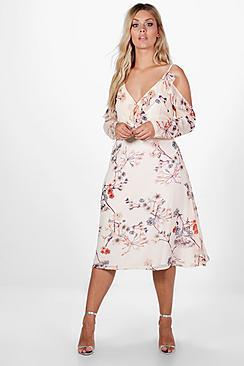 Boohoo Plus Ellie Chiffon Floral Midi Skater Dress