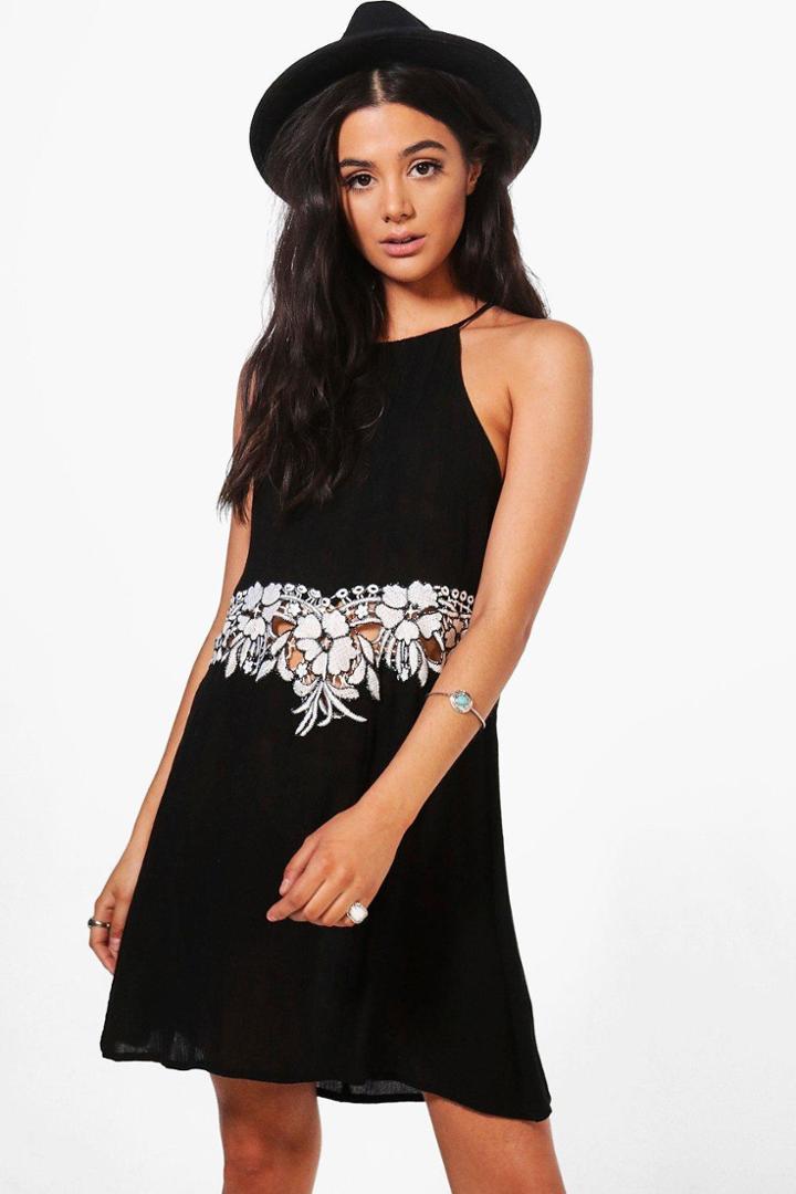 Boohoo Lila Cheesecloth Mono Floral Swing Dress Black