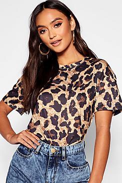 Boohoo Petite Leopard Print T-shirt