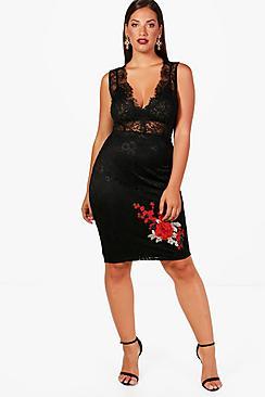 Boohoo Plus Emily Applique Detail Lace Midi Skirt