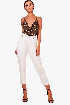 Boohoo Petite Nadia Frey Hem Straight Leg Jeans