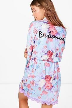 Boohoo Tall Laura Floral Bridesmaid Slogan Robe