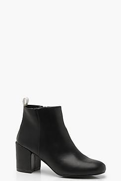 Boohoo Contrast Back Block Heel Shoe Boots