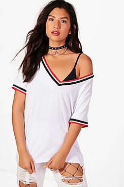 Boohoo Sophia Rib V Neck Detail Tee
