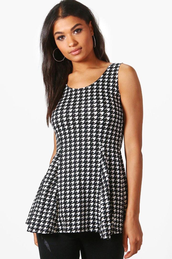 Boohoo Avery Dogtooth Print Top Multi