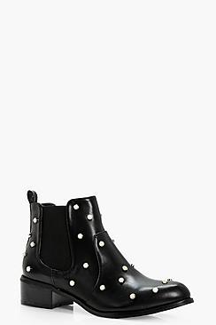 Boohoo Phoebe Pearl Stud Trim Chelsea Boot