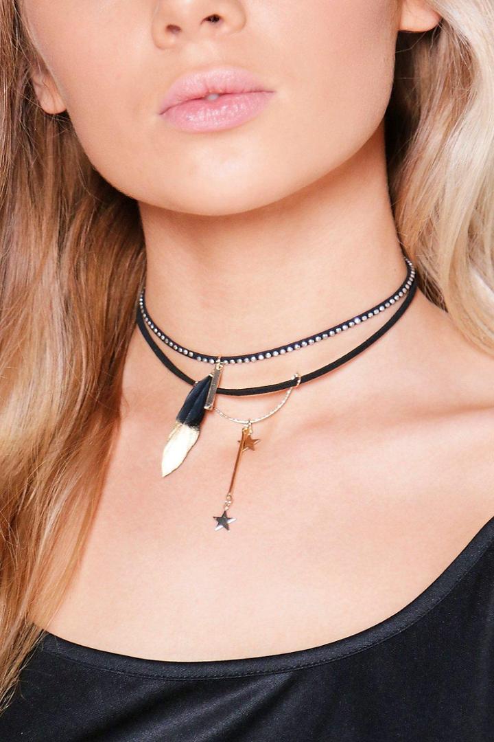 Boohoo Faye Layered Charm And Feather Detail Choker Black