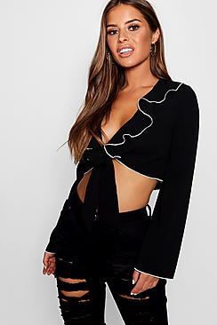 Boohoo Petite Contrast Overlock Frill Tie Front Top