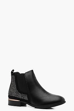 Boohoo Bea Diamante Trim Chelsea Boots