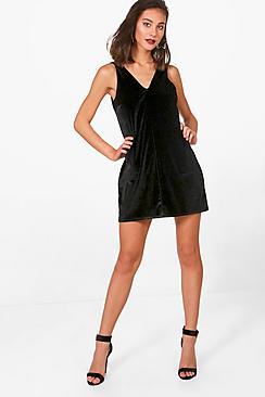 Boohoo Hailey Velvet V-neck Pinafore Dress