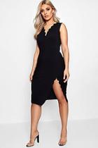 Boohoo Plus Doris Scalloped Edge Split Front Dress