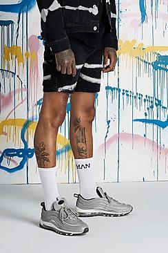 Boohoo Quavo Slim Fit Cargo Detail Tie Dye Denim Shorts