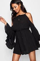Boohoo Natasha Cold Shoulder Angel Sleeve Shift Dress