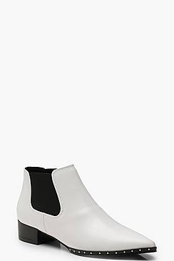 Boohoo Stud Detail Pointed Chelsea Boots