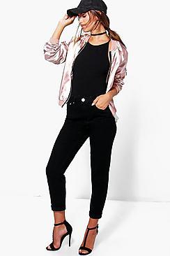 Boohoo Petite Cassie Black Mom Jean