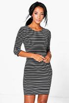 Boohoo Tabbie 3/4 Sleeved Bodycon Dress