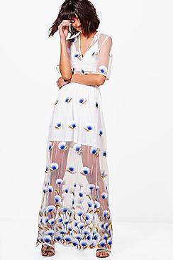 Boohoo Boutique Ria Embroidered Crop & Skirt Co-ord