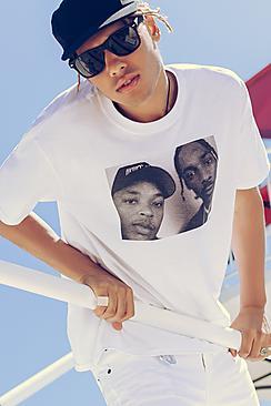 Boohoo Oversized Iconic Artist Tee