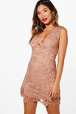 Boohoo Boutique Lace Scallop Detail Dress