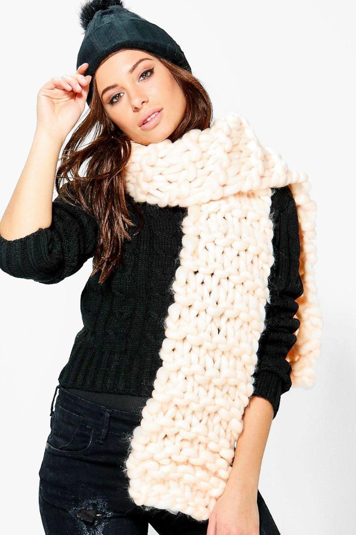 Boohoo Faye Super Chunky Knitted Scarf Blush