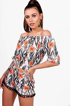 Boohoo Petite Printed Flower Top & Shorts Co-ord Set